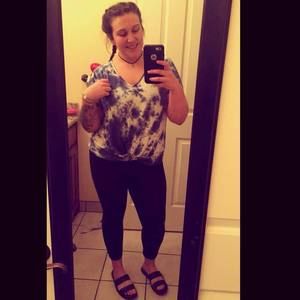 Meet your Posher, Alyson